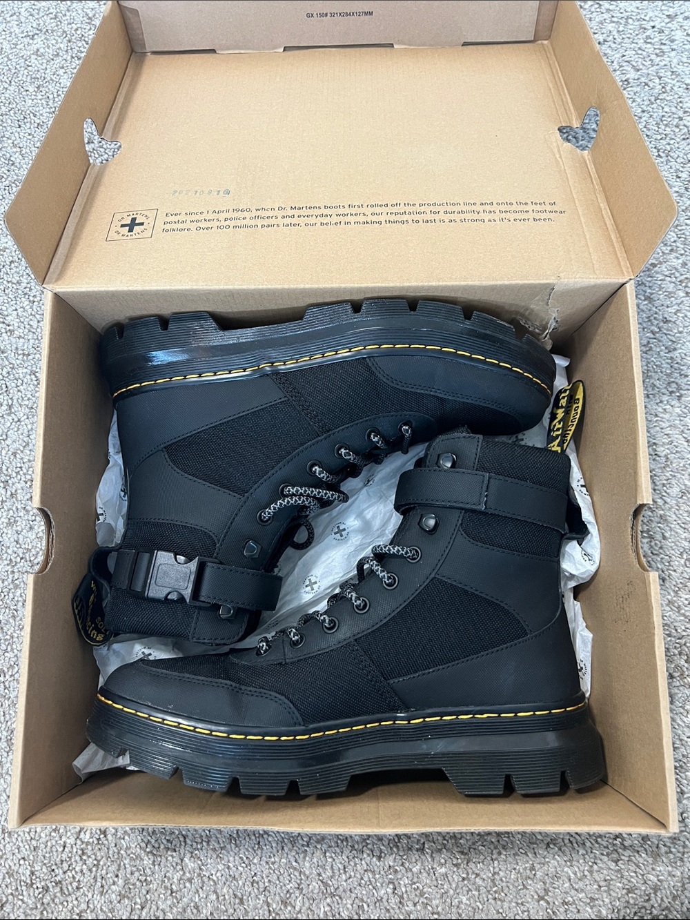 Dr. Martens Combs Tech Black